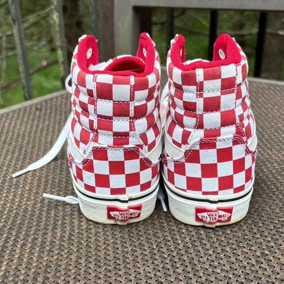 Vans Red and White Checkered High-Tops sz. 9.5 - Picture 4 of 9